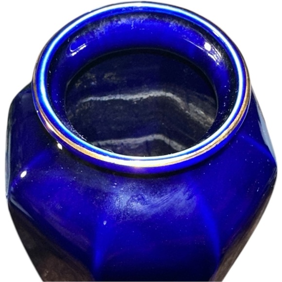 Vintage Japanese cobalt blue porcelain vase - Picture 3 of 11